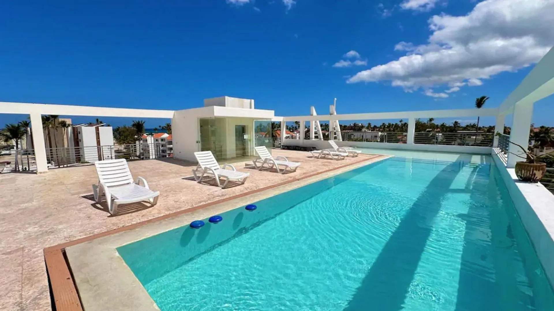 Atlantico Suites - Rooftop Pool, Bars & Beach Club Punta Cana 5*,